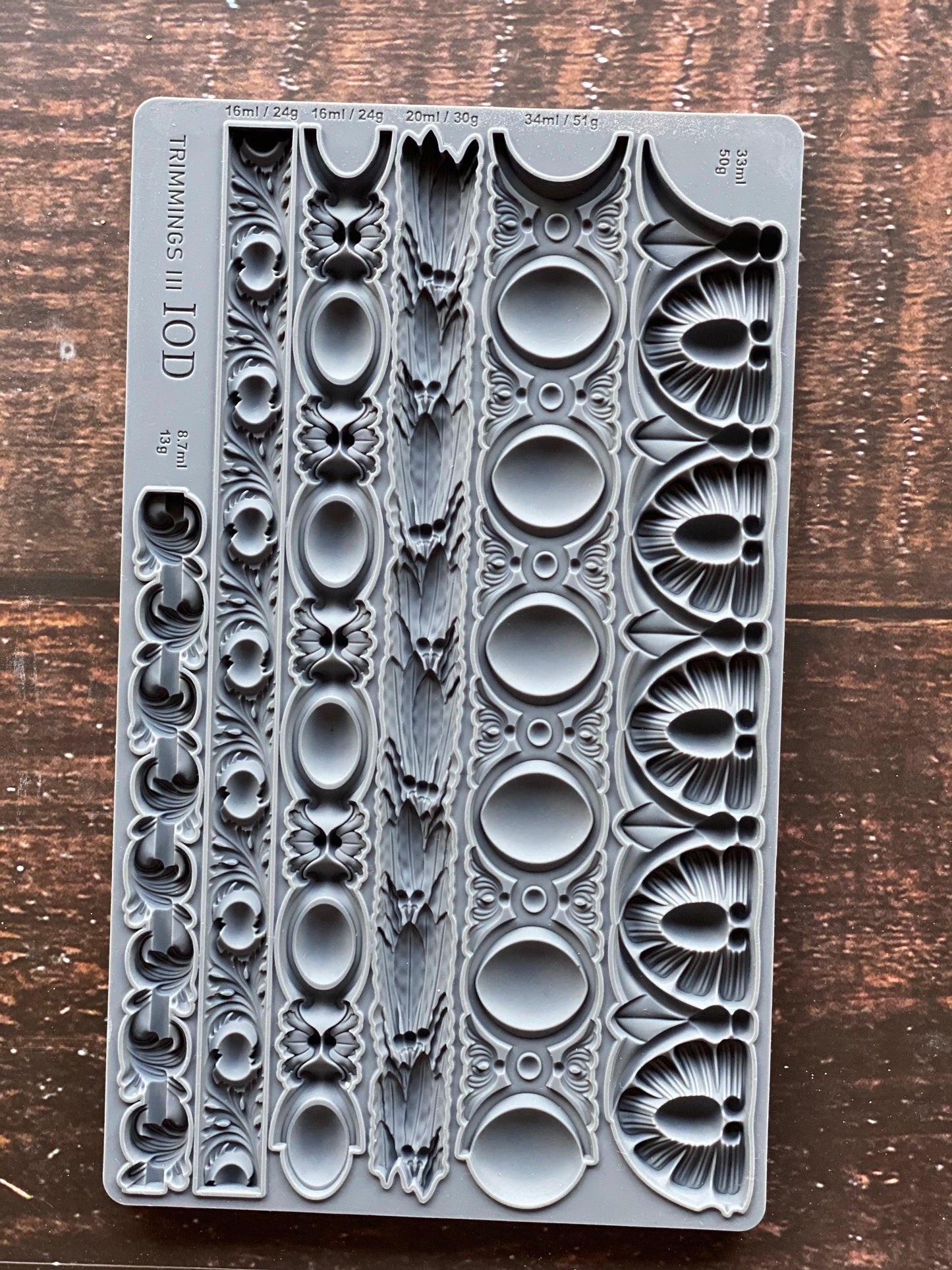 Trimmings 3 IOD mould